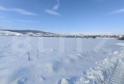 Teren de 7000 mp, în Central