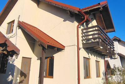 Mamaia Sat - 2 vile individuale - teren 740 mp - 2