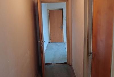 Apartament cu 4 camere semidecomandat în Drumul Taberei - 2