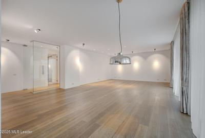 Apartament 3 dormitoare in One Charles de Gaulle - 4