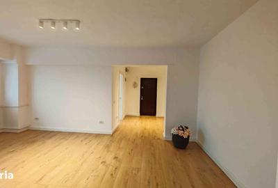 Apartament cu 8 camere în Berceni - 2