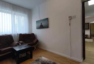 Apartament cu 3 camere semidecomandat în Gojdu - 6