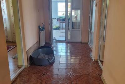 Casă cu 3 camere cu Teren 250 Mp în Central - 3
