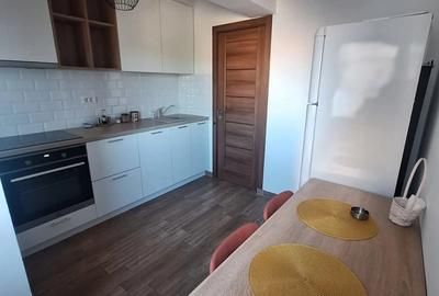 Apartament Ultracentral cu vedere la terasa in Ramnicu Valcea - 9