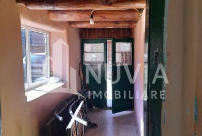 Casă cu 5 camere cu Teren 1035 Mp în Întregalde - 4