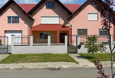 Casa de Vanzare la Mihai Viteazu
