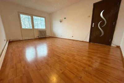 Apartament cu 3 camere decomandat în Central - 1
