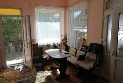 CASĂ DE VANZARE - 6