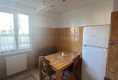 Vanzare apartament 3 camere zona Grivitei mobilat - 4