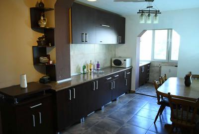 Apartament cu 3 camere decomandat în Decebal - 5