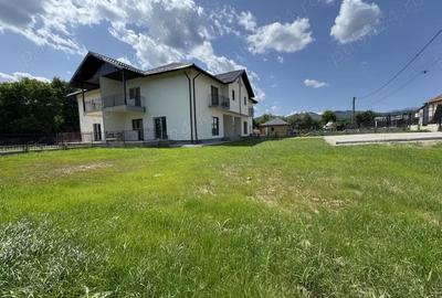 Casă cu 4 camere în Bujoreni - 6