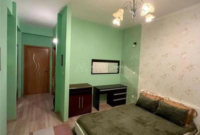Apartament cu 3 camere semidecomandat în UTA - 1