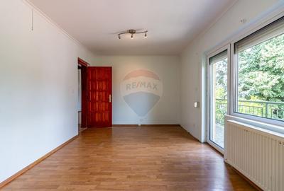 Vila de vanzare Snagov | Piscina, Livada, 8 camere | 3077 mp teren - 13