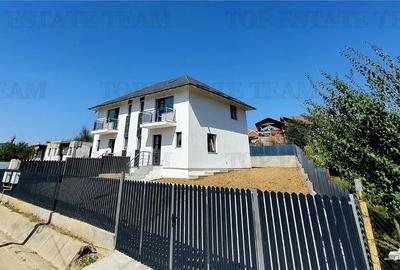 Casă cu 3 camere în Noapteș - 12
