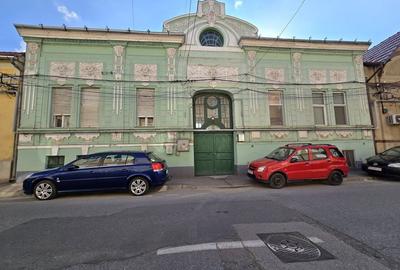 Apartament cu 3 camere semidecomandat în Central - 7