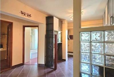 Apartament cu 2 camere decomandat în Radu Negru - 3