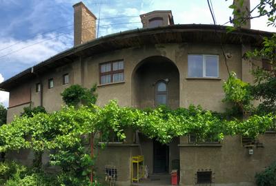 Apartament cu 3 camere decomandat în Central - 16