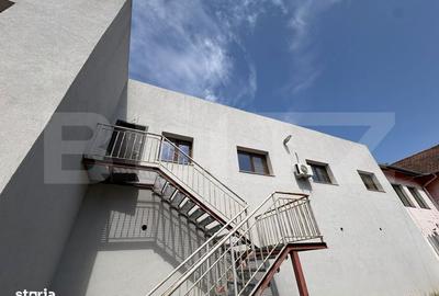 Spațiu comercial, de 48 mp, în Central - 6