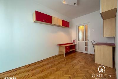 Apartament cu 3 camere decomandat în Podu Roș - 7
