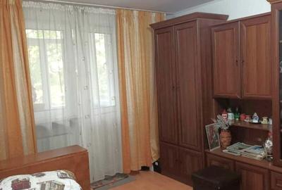 Apartament decomandat, mobilat în Berceni