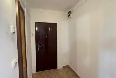 Garsoniera de vanzare, 24 mp, zona Combinat - 3