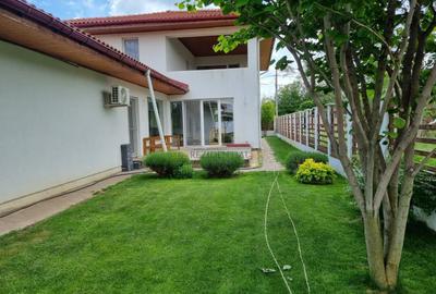 Casă individuală cu 6 camere cu Canalizare în Berceni - 1