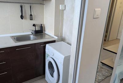 Garsonieră decomandată în Titan - 3