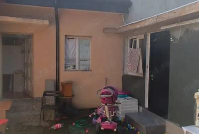 Vand doua corpuri de Casa zona Antiaeriana - 5
