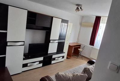 Garsonieră decomandată în Rogerius - 1