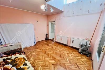 Casa de 3 camere cu pivnita si teren situata in zona Lupeni Sibiu - 9