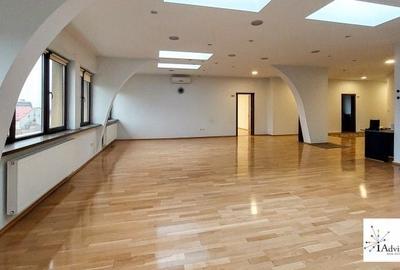 Birou de inchiriat - 170 mp - 6