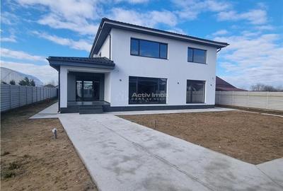 Casă cu 7 camere decomandat cu Teren 1145 Mp în Poroschia - 12