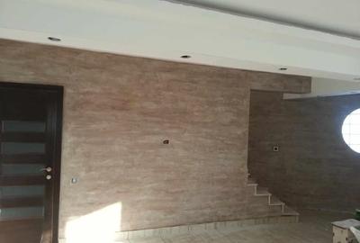 Casă cu 5 camere cu Teren 336 Mp în Central - 4