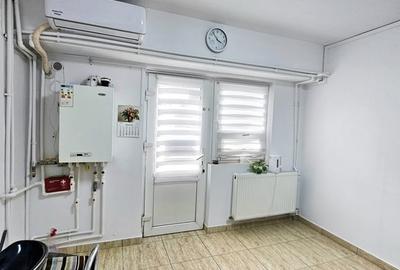 Spațiu comercial, de 75 mp, în Casa de Cultură - 4