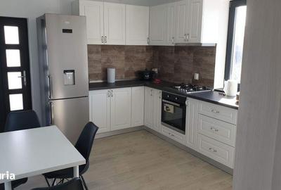 Casă cu 4 camere cu Teren 140 Mp în Leordeni - 3