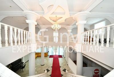 Casă cu 10 camere cu Teren 300 Mp în Mazepa 2 - 7