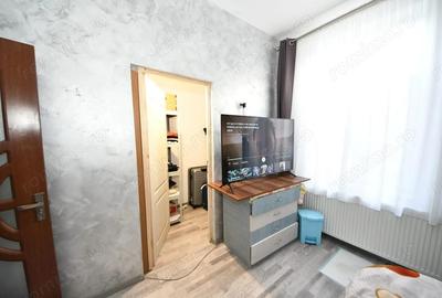 De vanzare casa cu 3 apartamente + anexa 75 mp, Comision 0% - 18