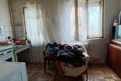 Apartament cu 3 camere semidecomandat în Vest - 4