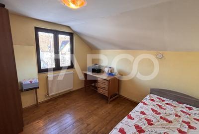 Casă individuală cu 6 camere cu Canalizare în Șura Mare - 10