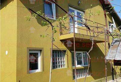 De vanzare vila in satul Ologeni PrahovaCOMISION 0% De vanzare vila in satul Ologeni PrahovaCOMISION 0% - 1