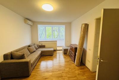 Apartament cu 3 camere semidecomandat, mobilat în Central - 3