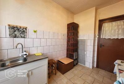 Apartament 3 camere, oras Lipova - 6