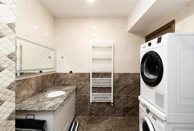 Apartament cu 3 camere decomandat în Tractorul - 10