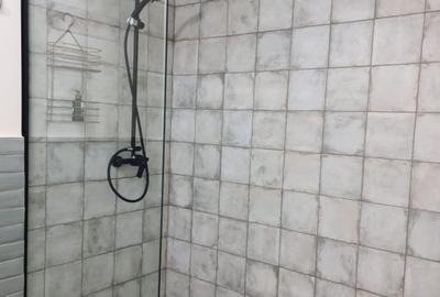 Mamaia  2 cam termen lung- vedere lac ,bloc nou cu parcare la subsol - 12