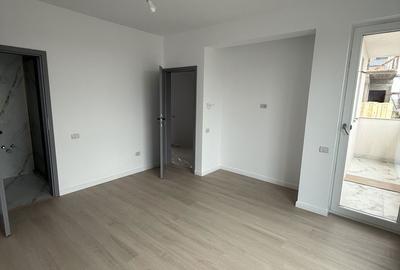 Casă cu 5 camere cu Teren 260 Mp în Central - 10