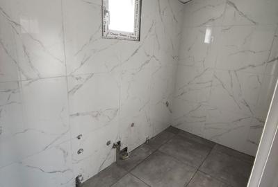 Casă cu 2 camere decomandat în Ruși - 1