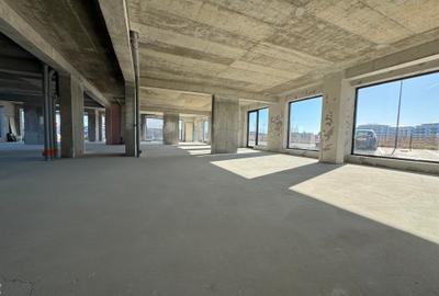 Spațiu comercial – Calea Șurii Mici, ansamblul Valletta Park - 13