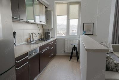 Apartament cu 3 camere decomandat în Iris - 6