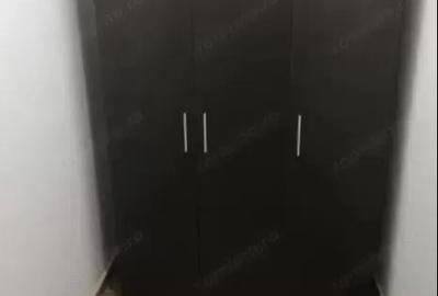 Apartament o camera de vanzare zona Tractorul - 3