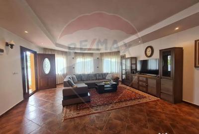 Casă cu 6 camere cu Teren 1649 Mp în Jorăști - 3